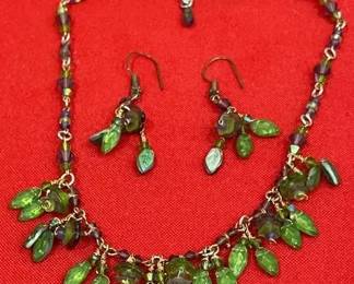 Leaf Design Necklace Matching Earrings