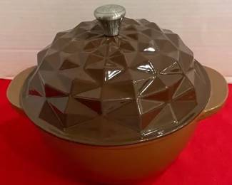 New In Box Enameled Cast Iron Dutch Oven