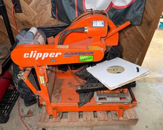 Norton Clipper Blockbuster Masonry Saw