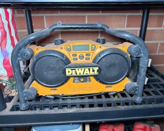 DeWalt DC011 Radio