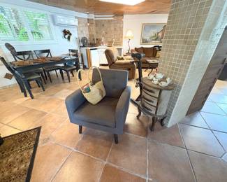 4 accent/recliner chairs