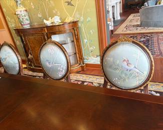 Overview of the birds on three of the other side chairs
