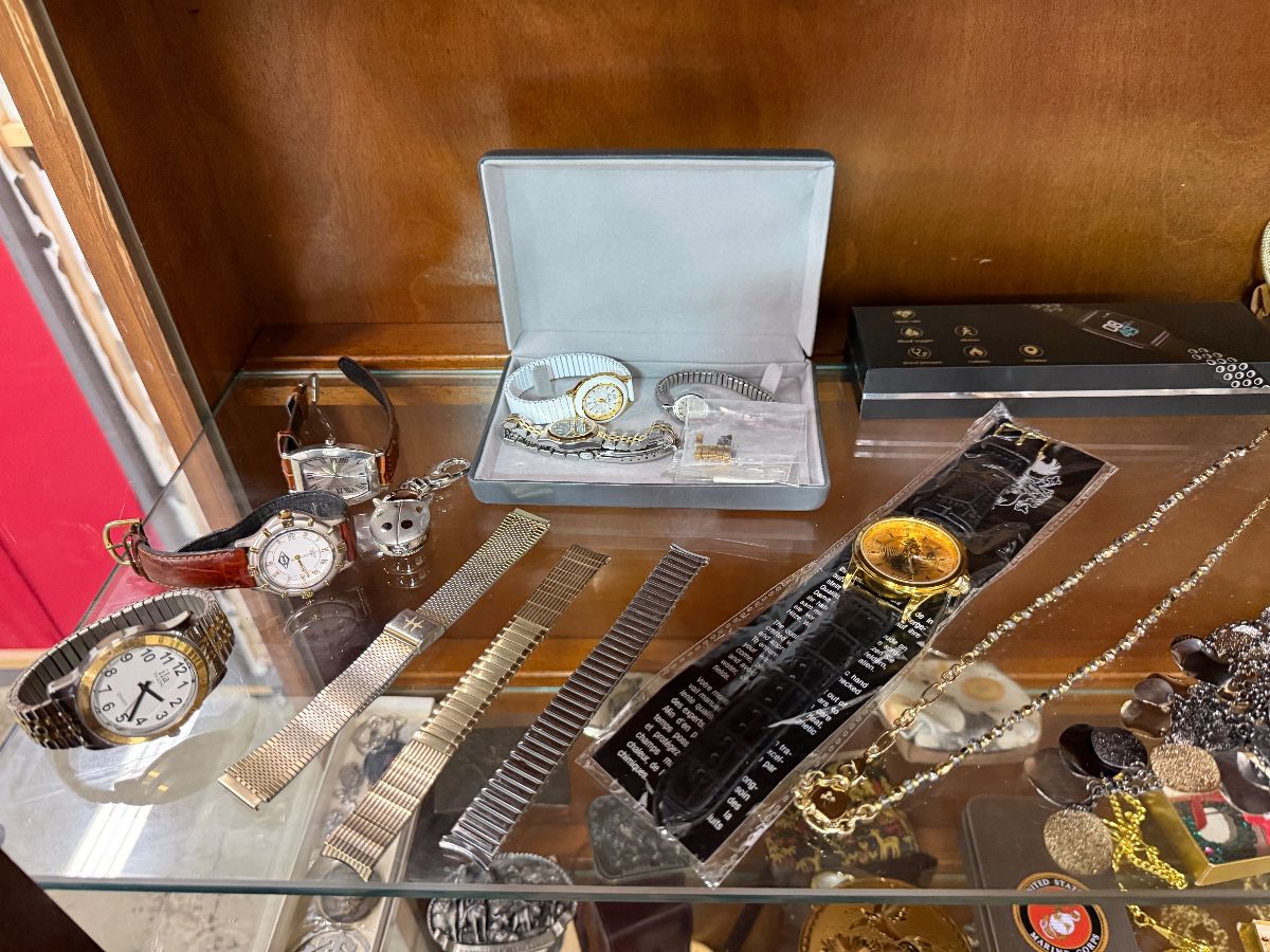 CAIT'S® Mokena Warehouse Estate Sale starts on 6/4/2026