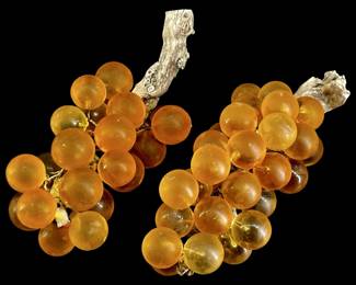 MCM Vintage Lucite Grape Vine