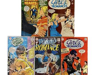 5pc “Girls’ Love" Comic Books