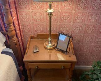 end tables and brass lamps