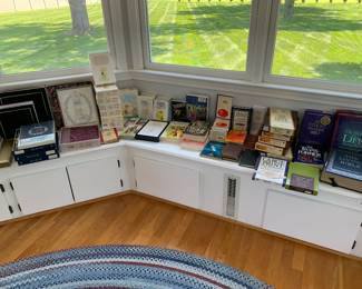 NIB Bibles and devotionals