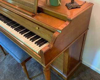 Baldwin piano