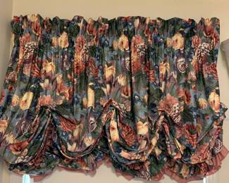 curtains 