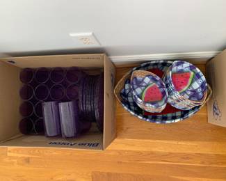 plastic dishware