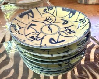 Set of 8 Chinese Bowls