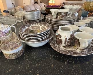 English Country Inns Grindley Dish Set