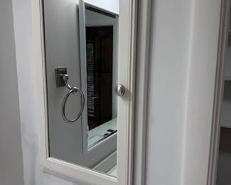 SET OF 2 MEDICINE CABINETS