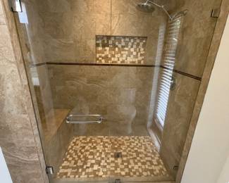 GLASS SHOWER DOOR