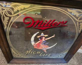 Many mirrored beer signs 