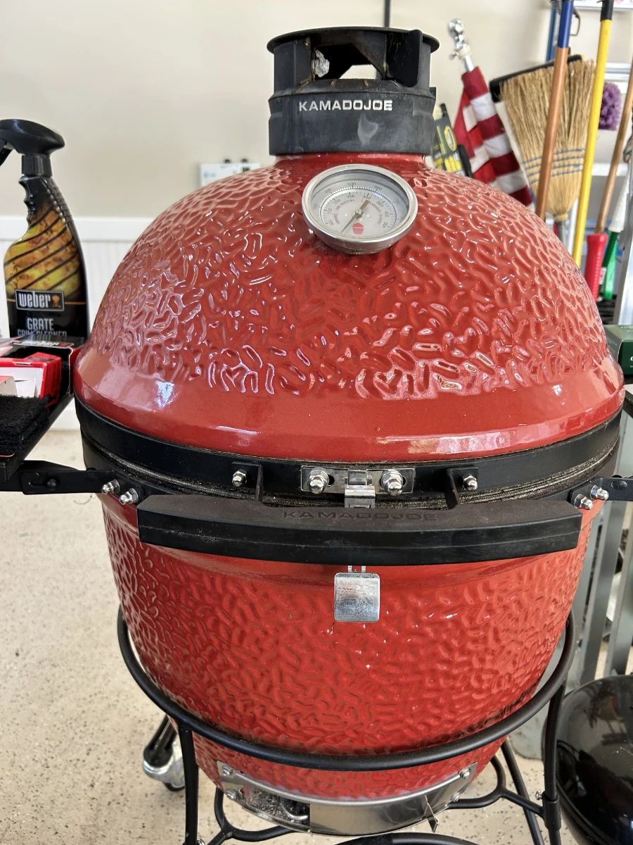 Kamado Joe Grill
