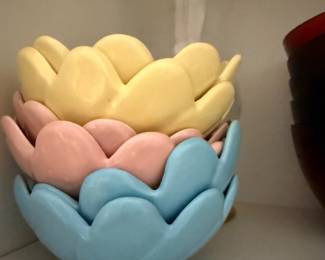 Pastel bowls