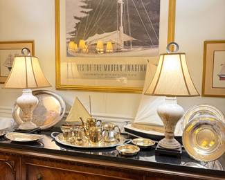 Sideboard + silver