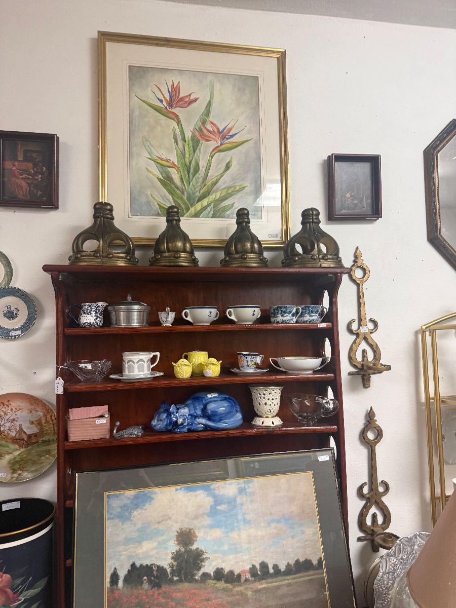 cat figurine, framed prints, wall sconces, framed art, collectibles and figurines