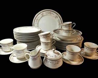 Mikasa Grande Ivory China Set Marquette Pattern 45 Pieces