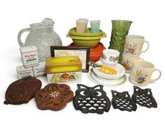 Merry Mushroom Recipe Box, Owl Trivets, Vintage Tupperware, More