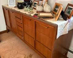 1970's triple dresser