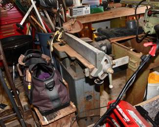 0842Garage