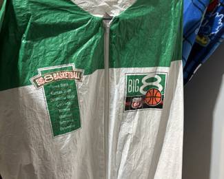 Big 8 Wind Breaker