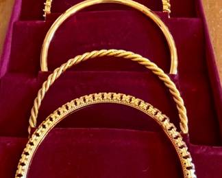 Camrose & Kross Jacqueline Bouvier Kennedy JBK Collection.