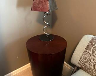 Round Side Table, Lamp