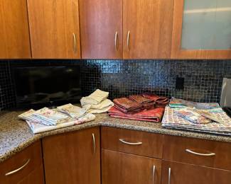 Linens, Small TV