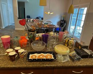 Kitchenwares, Vases