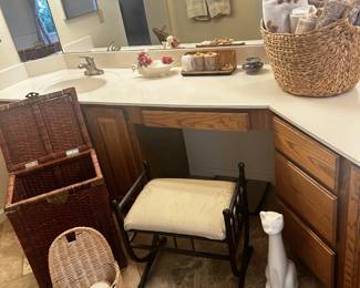 Bathroom accessories