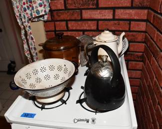 0849Second Kitchen