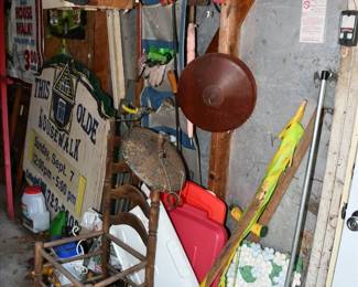 1076Garage