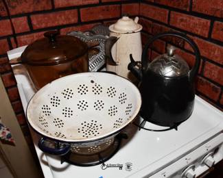 0848Second Kitchen