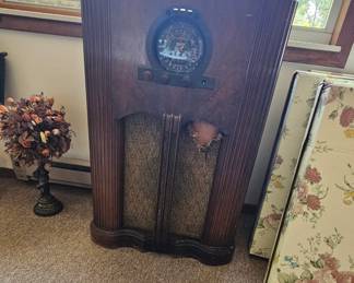 Vintage Radio