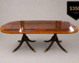Baker Historic Charleston Banded Flame Mahogany Dining Table / with three additional table leaves