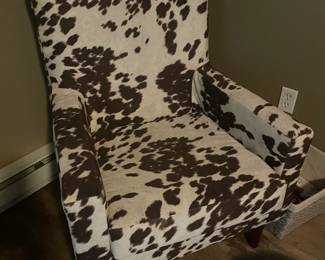 "Cowhide" Design Chair (Pic #2)