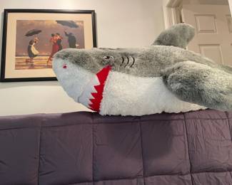 Weighted Comforter, Large Valentine Shark, Romantic Picture