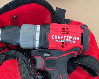 CRAFTSMEN--Like New Drill & Battery/Charger Set & Bag