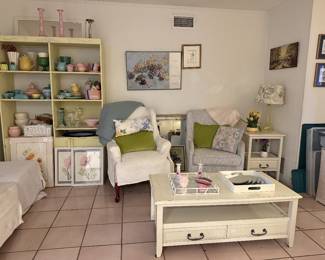 armchairs, dishwater, coffee table