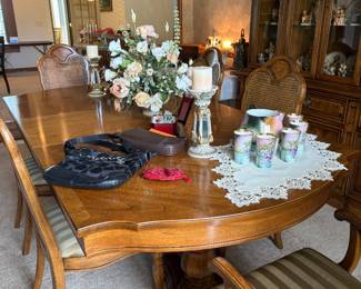 Thomasville dining table and chairs