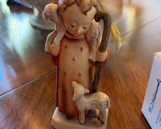 Nice selection of Religious Hummels