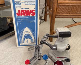 Vintage NIB, sealed, Jaws game     ~  Nintendo Rob robot