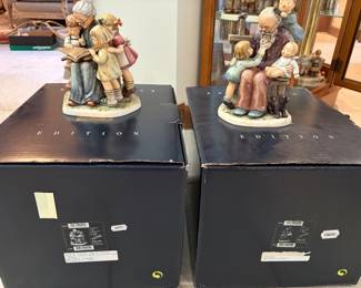 #601, 602  Grama and Grapa Hummel set  (0f 1000)