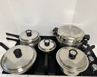 Amway, "Queen" 18/8 Stainless Steel Cookware