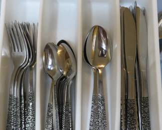 Lady Charming Flatware Set