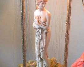 MCM Hanging Goddess Rain Oil Lamp Light
