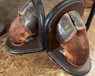 Water buffalo bookends